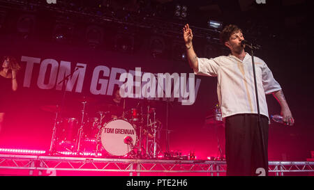 Glasgow, Schottland, Großbritannien. 9. Oktober, 2018. Tom Brennan, in Konzert im Barrowlands Ballsaal, Glasgow, UK. Credit: Stuart Westwood/Alamy leben Nachrichten Stockfoto