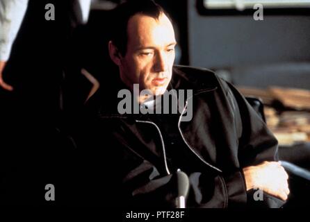 Original Film Titel: die üblichen Verdächtigen. Englischer Titel: die üblichen Verdächtigen. Jahr: 1995. Regie: Bryan Singer. Stars: Kevin Spacey. Credit: RECHTSCHREIBUNG FILME INTERNATIONAL/Album Stockfoto