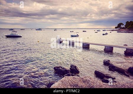 Die Küstenlandschaft bei Sonnenuntergang, Farbe Tonen angewendet, Mallorca, Balearen, Spanien. Stockfoto
