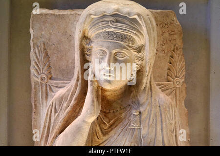 PARIS, Frankreich, 7. Oktober 2018 -- museum Palmyra statue Sammlung ist aus Syrien Stockfoto