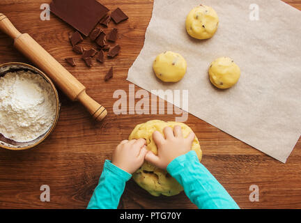 Gebäck, Kuchen, ihre eigenen Hände kochen. Selektiver Fokus Natur Stockfoto