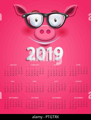 Cute Kalender für 2019 Jahr mit dem Lächeln der clevere Schwein Gesicht in Gläsern auf rosa Hintergrund. Holiday Event Planner. Woche beginnt Sonntag. Vector Illustration. Stock Vektor