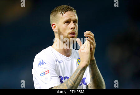 Leeds United von Pontus Jansson begrüßt die Fans Stockfoto