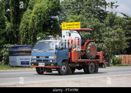 Chiangmai, Thailand - 17. September 2018: Private Isuzu Cargo Truck. Foto an der Straße Nr. 1001 etwa 8 km von der Innenstadt von Chiang Mai, Thailand. Stockfoto