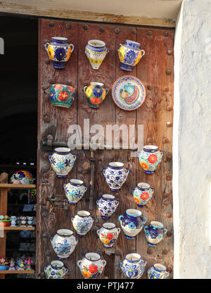 Keramik shop in Frigiliana Stockfoto