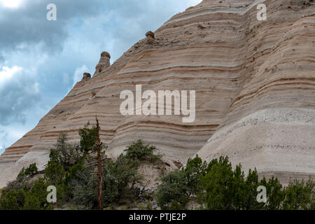 Szenen entlang Höhle Spur am Kasha-Katuwe Tent Rocks National Monument in New Mexico Stockfoto