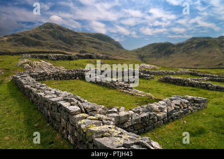 Hardknott Roman Fort und Mediobogdum Hardknott Pass. Stockfoto