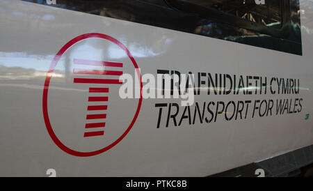 Transport für Wales TfW livery Marke Lackierung Detail auf Alstom Class 175 in Chester Bahnhof Bahnhof CTR durch Keolis Amey betrieben Stockfoto