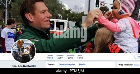 Twitter Seite für Eric Swalwell. Eric Michael Swalwell Jr. ist ein US-amerikanischer Politiker aus Kalifornien, der als US-Vertreter Kaliforniens 15 Kongreßbezirk dient. Er ist Mitglied der Demokratischen Partei. Stockfoto