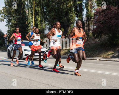 KOSICE, Slowakei - 6. Oktober 2018. 95 Mezinarodni Maraton Mieru, 95 MMM 2018 Kosice. 95 International Marathon des Friedens Kosice, Slowakei Stockfoto