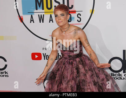 Los Angeles, Ca, USA. 09 Okt, 2018. Halsey nimmt an den 2018 American Music Awards bei Microsoft Theater am 9. Oktober 2018 in Los Angeles, Kalifornien. (Quelle: Bild)/Alamy leben Nachrichten Stockfoto