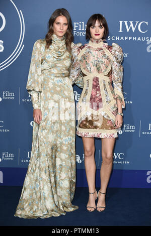 London, Großbritannien. Oktober 09, 2018: Charlotte Wiggins & Sam Rollinson ankommen für die 2018 IWC Schaffhausen Galadinner zu Ehren des BFI in das elektrische Licht Station, London. Bild: Steve Vas/Featureflash Credit: Paul Smith/Alamy leben Nachrichten Stockfoto