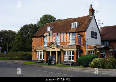 The Wheatsheaf Inn auf der alten London Winchester coaching Straße an der North Waltham Stockfoto