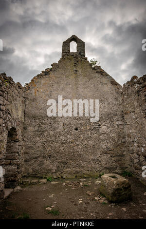 Hen Capel Lligwy Kapelle auf Anglesey, Wales, Großbritannien ruiniert Stockfoto