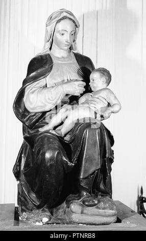 VIRGEN DE BELEN - PRIMERA MITAD DEL SIGLO XVI-BARRO COCIDO POLICROMADO - 1,30 m de Altura - CAPILLA DE LA UNIVERSIDAD DE SEVILLA - FOTO B/N-Años 50. Autor: PIETRO TORRIGIANO PIETRO/TORRIGIANI. Ort: UNIVERSIDAD. Sevilla. Sevilla. Spanien. Stockfoto