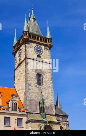 Prag, Tschechische Republik: Turm des Alten Rathauses am Altstädter Ring Stockfoto