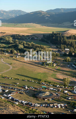 Blick von Tick Hügel des Tamkaliks Pow Wow in Wallowa, Oregon. Stockfoto