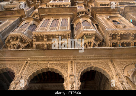 Das Bild der Architektur von Patwaron ki Haveli in Jaisalmer, Rajasthan, Indien Stockfoto