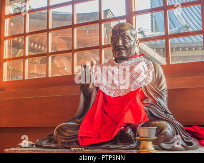 Binzuru Sonja, Japanisch heilenden Gott, Tatsueji Tempel 19, Shikoku 88 Tempel Wallfahrt, Tokushima, Japan Stockfoto