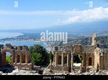 Die antike griechisch-römische Theater von Taormina, Sizilien, Italien Stockfoto