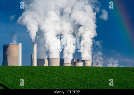 Eindruck von der Kohlekraftwerk Tagebau Hambach, einem großen offenen Grube Coal Mine in Niederzier und Elsdorf (Nordrhein-Westfalen), durch R betrieben Stockfoto