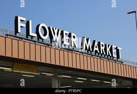 Eingang zum neu verlegt Neue Covent Garden Flower Market bei Nine Elms, South East London. Stockfoto