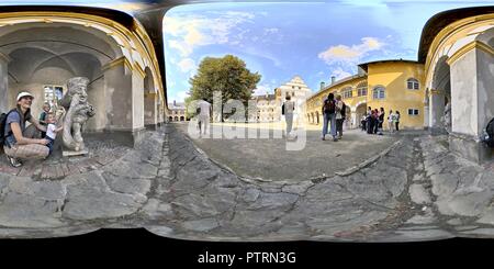 360 Grad Panorama Ansicht von Zamek Velke Losiny EIN