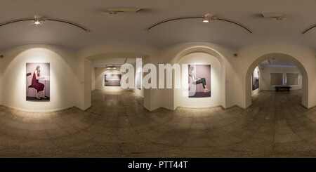 360 Grad Panorama Ansicht von Assa Art Gallery Okt 2018 Elahe Heidari Stills 03.