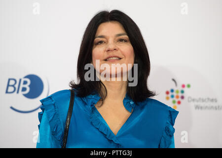 Frankfurt am Main, Deutschland. 09 Okt, 2018. Jasmin Tabatabai, Schauspielerin, Büste, Roter Teppich für die Eröffnungsfeier auf der Frankfurter Buchmesse 2018 am 09.10.2018, Frankfurter Buchmesse 2018 vom 10.10 - 14.10.2018 in Frankfurt am Main/Deutschland. | Verwendung der weltweiten Kredit: dpa/Alamy leben Nachrichten Stockfoto