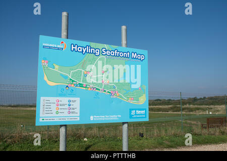 Karte von Hayling Strandpromenade auf Hayling Island in Hampshire, Großbritannien, an einem sonnigen Tag Stockfoto