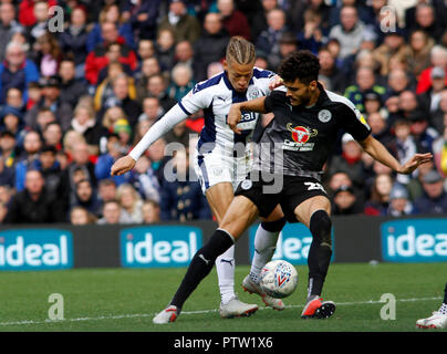 Dwight Gayle von West Bromwich Albion und Tiago Iloriof der Lesung während der Sky Bet Championship Match in West Bromwich, West Bromwich Bild von Dav Stockfoto