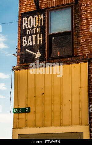 Zimmer mit Badewanne Sign White River Junction, Vermont, USA Stockfoto