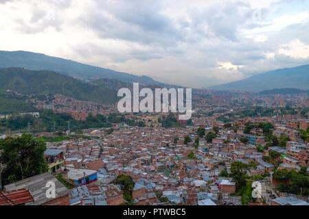 Panoramablick COMUNA 13 - MEDELLIN - Kolumbien Stockfoto