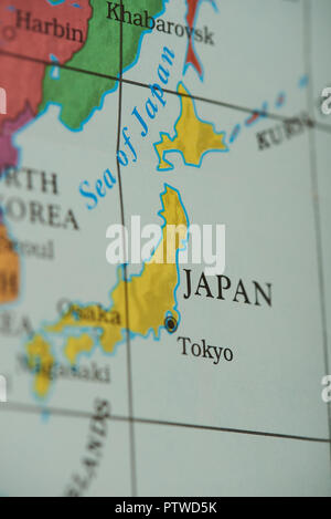 Japan Land auf Papier Karte Nähe zu sehen. Stockfoto
