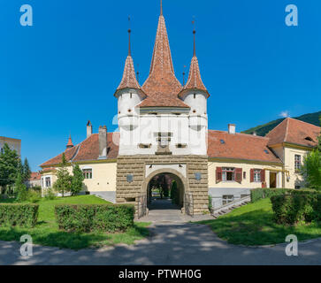 Catherine's Gate in Brasov an einem sonnigen Sommertag in Brasov, Rumänien. Stockfoto