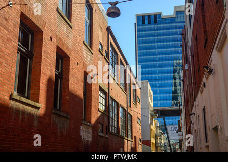 Rote Ziegelwände, an der Prince Street, Perth, Western Australia Stockfoto