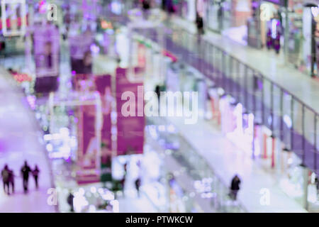 Abstrakte verschwommenes Bild von Einkaufszentrum, Menschen, modernen Hintergrund Hintergrund Stockfoto