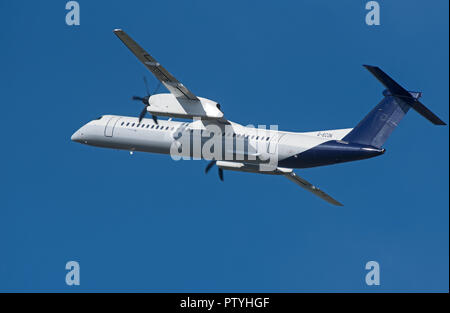 Rollen bei der Ankunft in Inverness Dalcross Flughafen ist Deutsch registrierte Cessna Citation 750 X D-BUZZ. Stockfoto