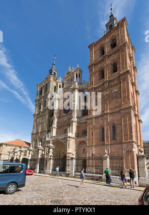 Astorga, Leon Provinz, Kastilien und Leon, Spanien. Astorga Kathedrale. Catedral de Santa Maria de Astorga. Stockfoto