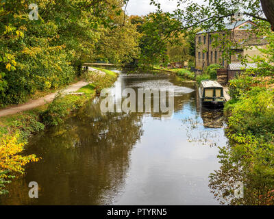 Leeds und Liverpool Canal an dowley Lücke zwischen Saltaire und Bingley West Yorkshire England Stockfoto