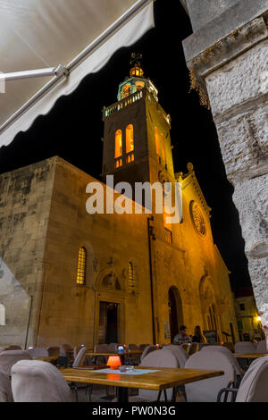 Night Shot der St. Markus Kathedrale in der Altstadt von Korcula Town, Korcula, Kroatien, Europa Stockfoto