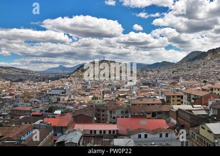 Blick auf Quito, wundervolle Stadt in Ecuador. Stockfoto