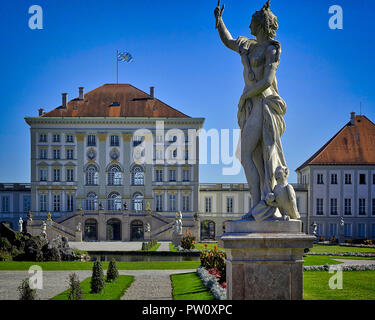DE - Bayern: Schloss Nymphenburg in München (HDR-Bild) Stockfoto