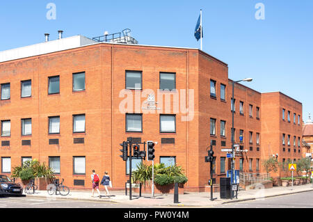 Kilburn Polizeistation, Salusbury Road, der Queen's Park, London Borough von Brent, Greater London, England, Vereinigtes Königreich Stockfoto