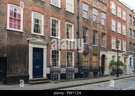 Georgische Reihenhäuser Stadthäuser in Elder Street, Spitalfields, London, England, Großbritannien Stockfoto