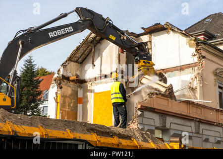 Abriss von einem älteren Wohngebäude, neue Mietwohnungen, Deutschland Stockfoto