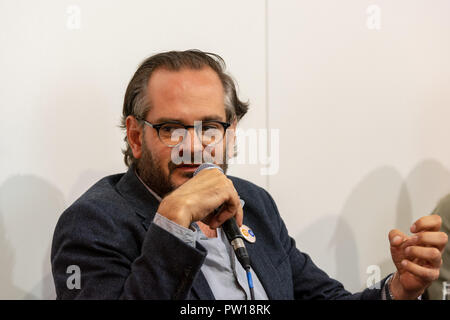 Frankfurt, Deutschland - 11. Oktober 2018: Jonas Lüscher am 70. Frankfurter Buchmesse Buchmesse Frankfurt Kredit: Markus Wissmann/Alamy leben Nachrichten Stockfoto