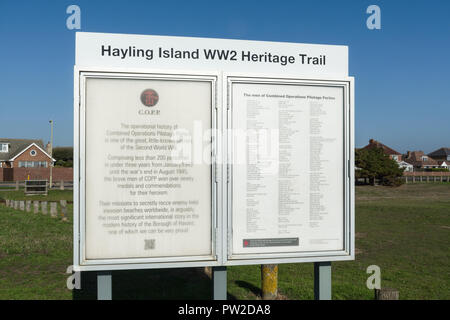 COPP (kombinierte Operationen Lotsendienst Parteien) Denkmal auf Hayling Island, Hampshire, Großbritannien Stockfoto