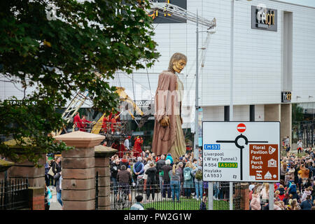 Oktober, 2018. Liverpool, Großbritannien. Zum letzten Mal irgendwo in der Welt Die "Riesen" auf den Straßen von Liverpool als Teil der "Liverpool's Dream'. Stockfoto