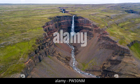 Hengifoss Waterall, Fljótsdalshreppur, East Iceland Stockfoto